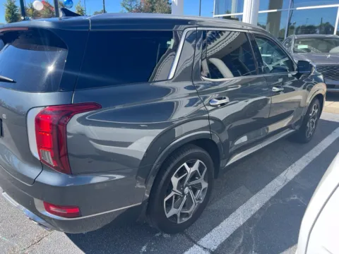 More photos of 2022 Hyundai Palisade Calligraphy at Southtowne Hyundai of Newnan, GA