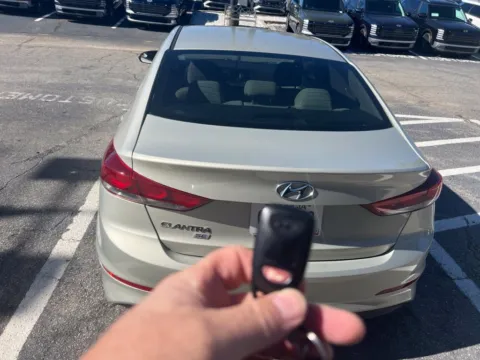 More photos of 2018 Hyundai Elantra SE at Southtowne Hyundai of Newnan, GA