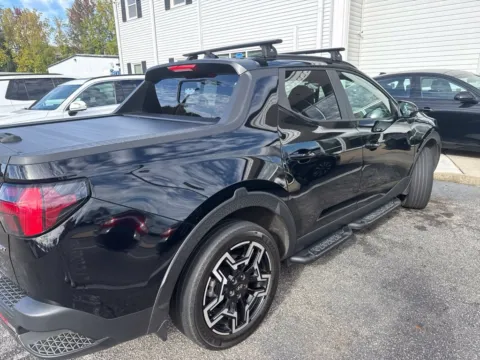 More photos of 2025 Hyundai Santa Cruz Limited at Southtowne Hyundai of Newnan, GA