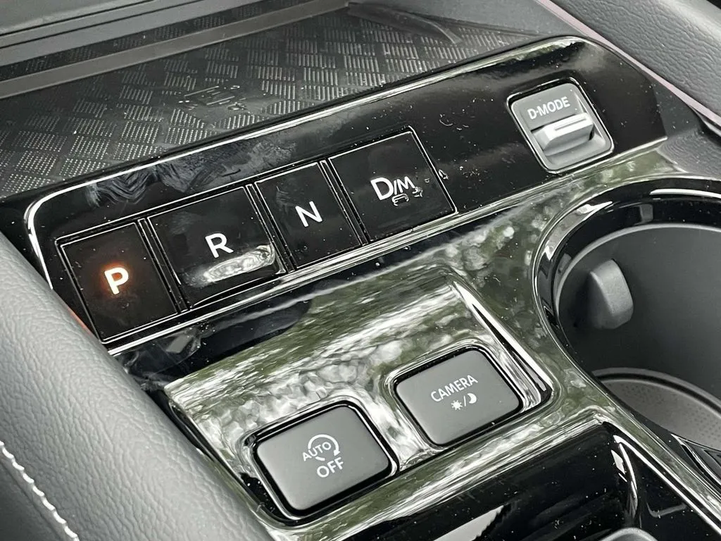2025 Nissan Murano SL - Photo 22