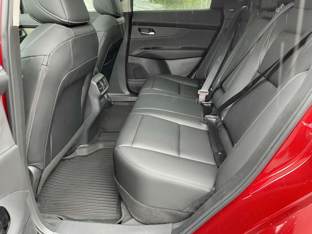 2025 Nissan Murano SL - Photo 12