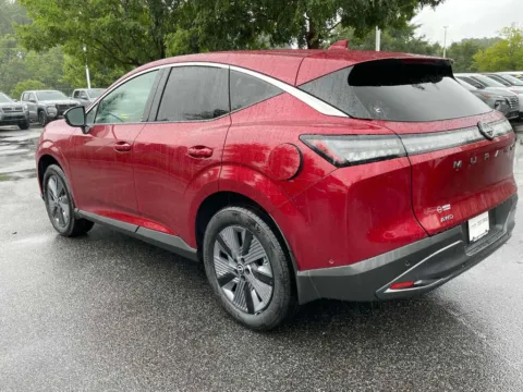 More photos of 2025 Nissan Murano SL at Nissan Of Cumming, GA