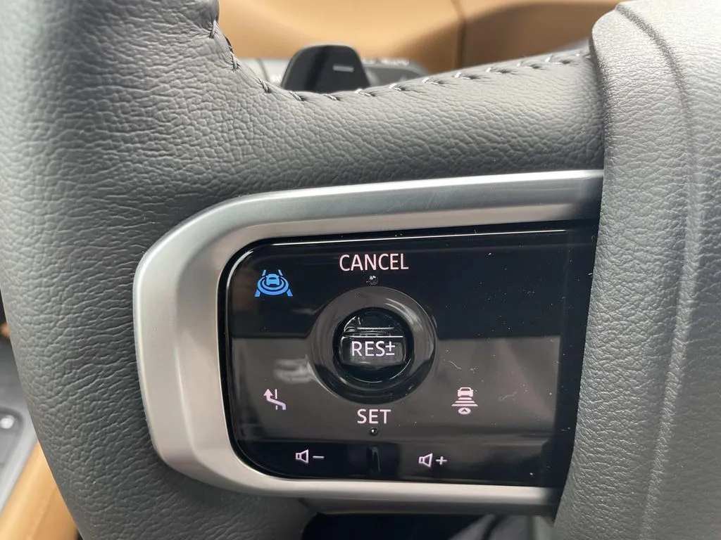 2025 Nissan Armada SL - Photo 17