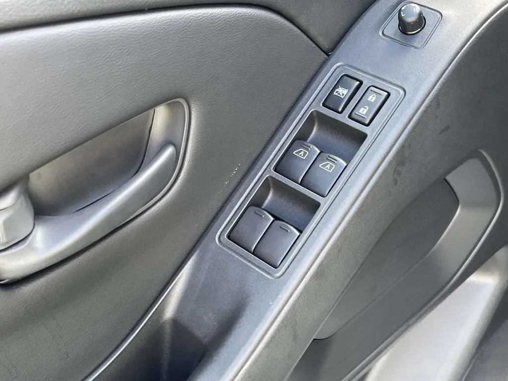 2026 Nissan Frontier SV - Photo 14