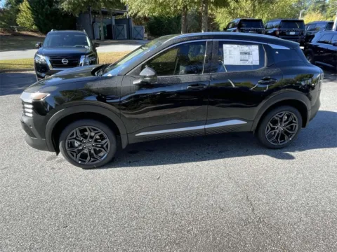 Photos of 2026 Nissan Kicks SR for sale in Cumming, GA at Nissan Of Cumming