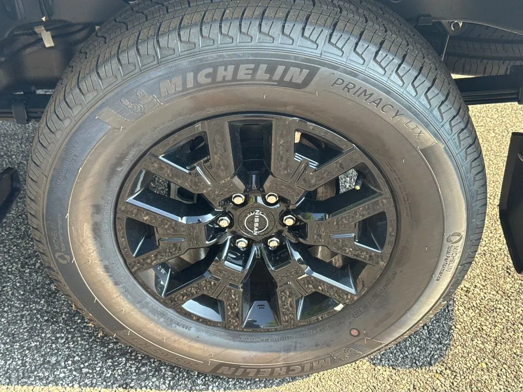 2026 Nissan Frontier SV - Photo 17