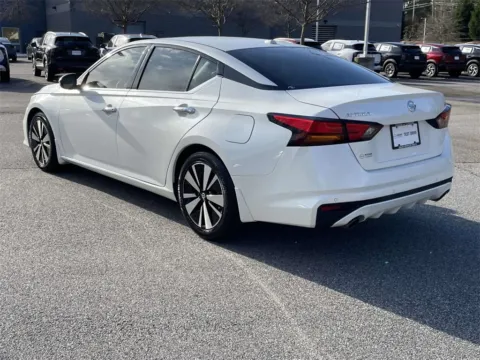 Another view of 2019 Nissan Altima 2.5 SL for sale in Cumming, GA at Nissan Of Cumming