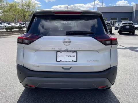 More photos of 2022 Nissan Rogue SV at Nissan Of Cumming, GA