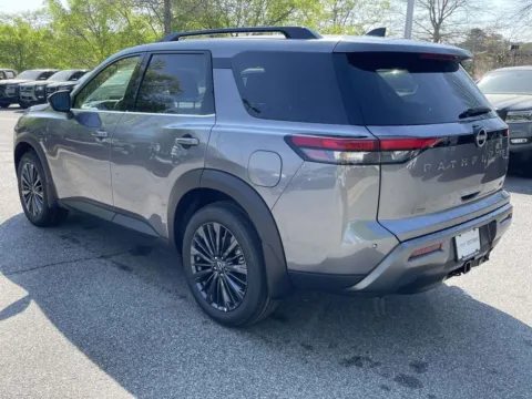 More photos of 2026 Nissan Pathfinder SL at Nissan Of Cumming, GA