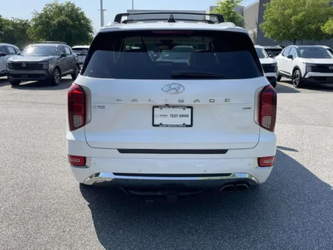 More photos of 2020 Hyundai Palisade Limited at Nissan Of Cumming, GA