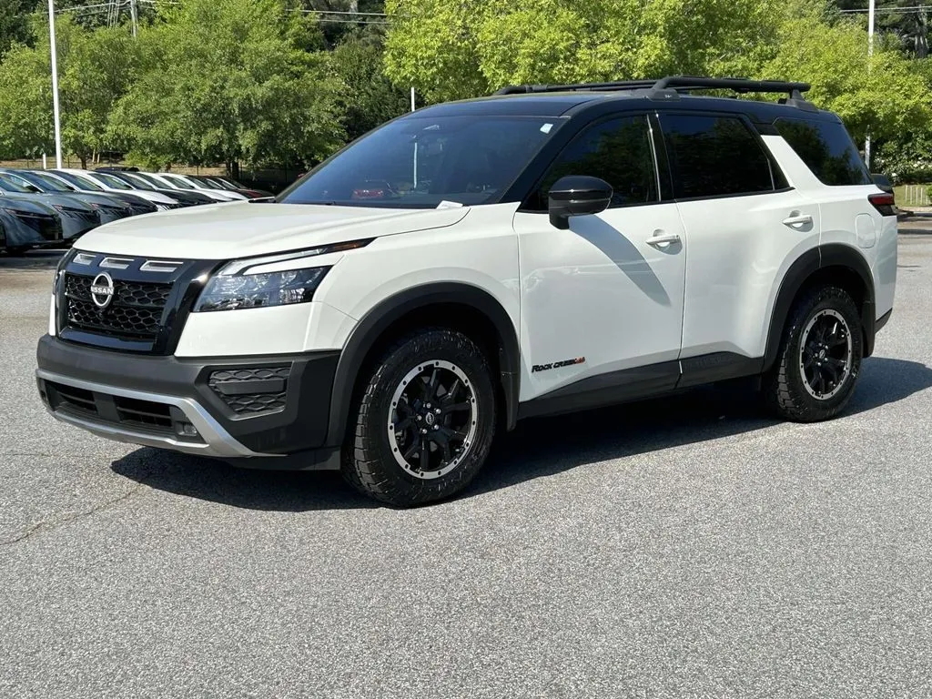 2023 Nissan Pathfinder Rock Creek 4WD's photo