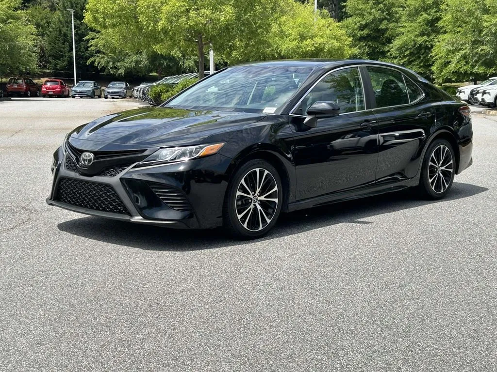 2018 Toyota Camry SE for sale in Cumming, GA