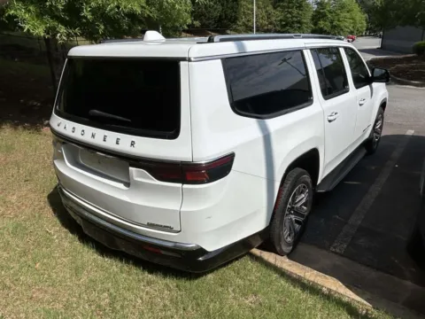 More photos of 2023 Jeep Wagoneer L Series II at Nissan Of Cumming, GA