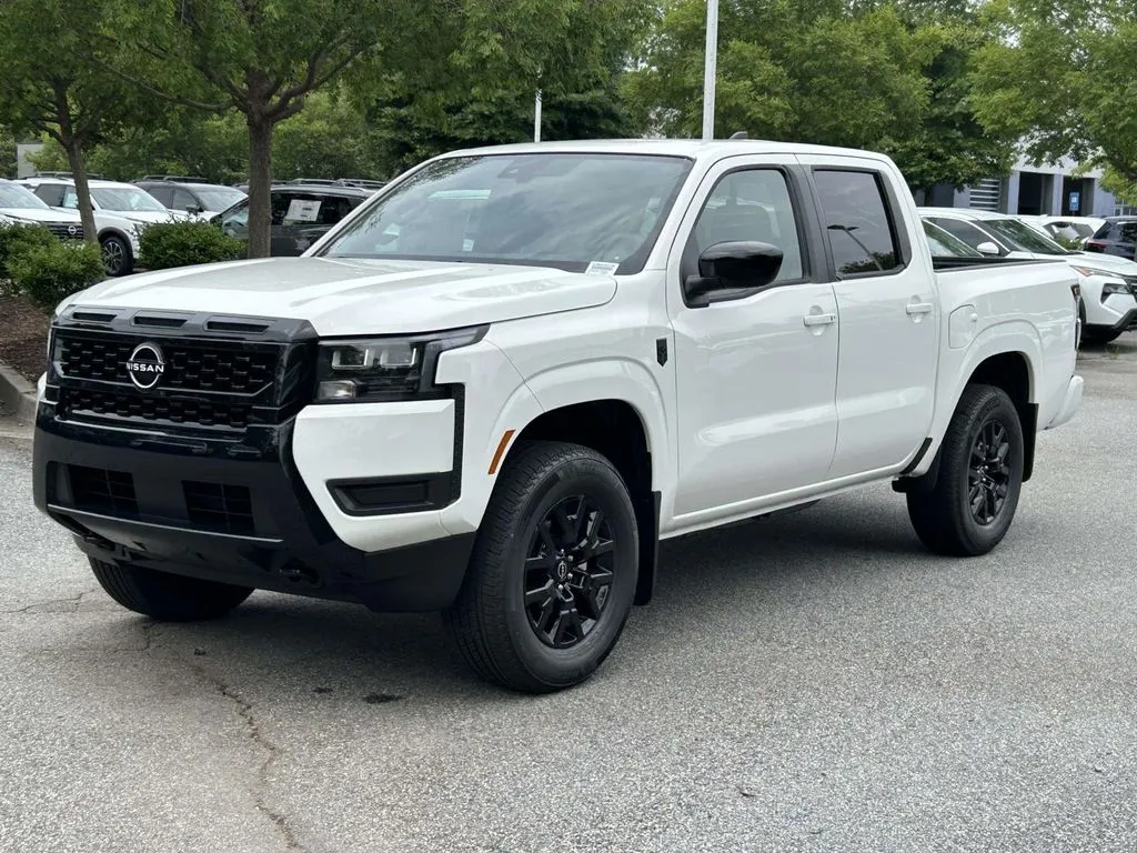 2026 Nissan Frontier SV Crew Cab 4X4 SWB's photo