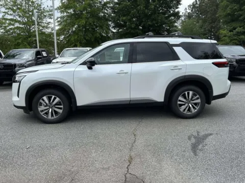 More photos of 2026 Nissan Pathfinder SL at Nissan Of Cumming, GA