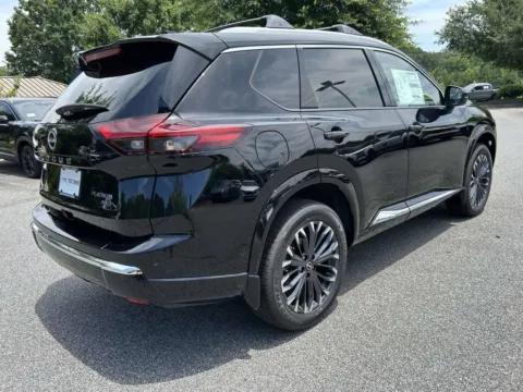 More photos of 2026 Nissan Rogue Platinum at Nissan Of Cumming, GA