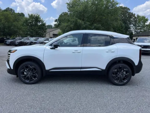More photos of 2026 Nissan Kicks SR at Nissan Of Cumming, GA