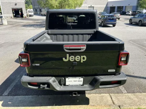 More photos of 2020 Jeep Gladiator Overland at Nissan Of Cumming, GA