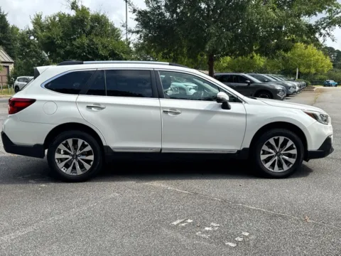 More photos of 2019 Subaru Outback 2.5i at Nissan Of Cumming, GA