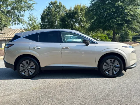 More photos of 2026 Nissan Murano SL at Nissan Of Cumming, GA