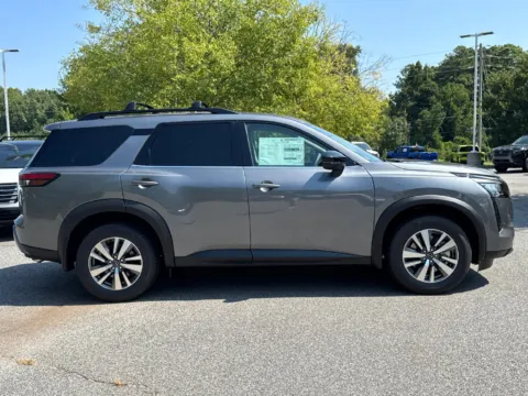 More photos of 2026 Nissan Pathfinder SL at Nissan Of Cumming, GA