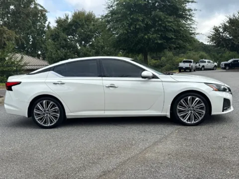 More photos of 2024 Nissan Altima 2.5 SL at Nissan Of Cumming, GA