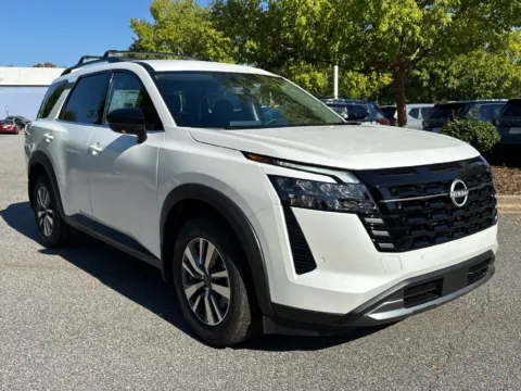 More photos of 2026 Nissan Pathfinder SL at Nissan Of Cumming, GA