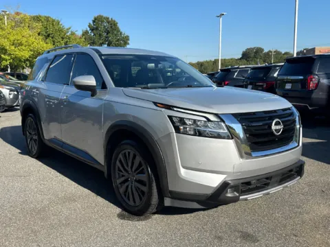 More photos of 2022 Nissan Pathfinder SL at Nissan Of Cumming, GA