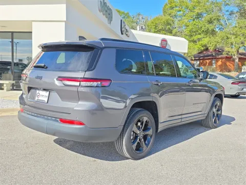 More photos of 2021 Jeep Grand Cherokee L Altitude at Step One Chrysler Dodge Jeep Ram Fiat Crestview, FL