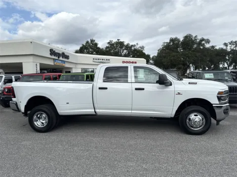 More photos of 2026 Ram 3500 Tradesman at Step One Chrysler Dodge Jeep Ram Fiat Crestview, FL
