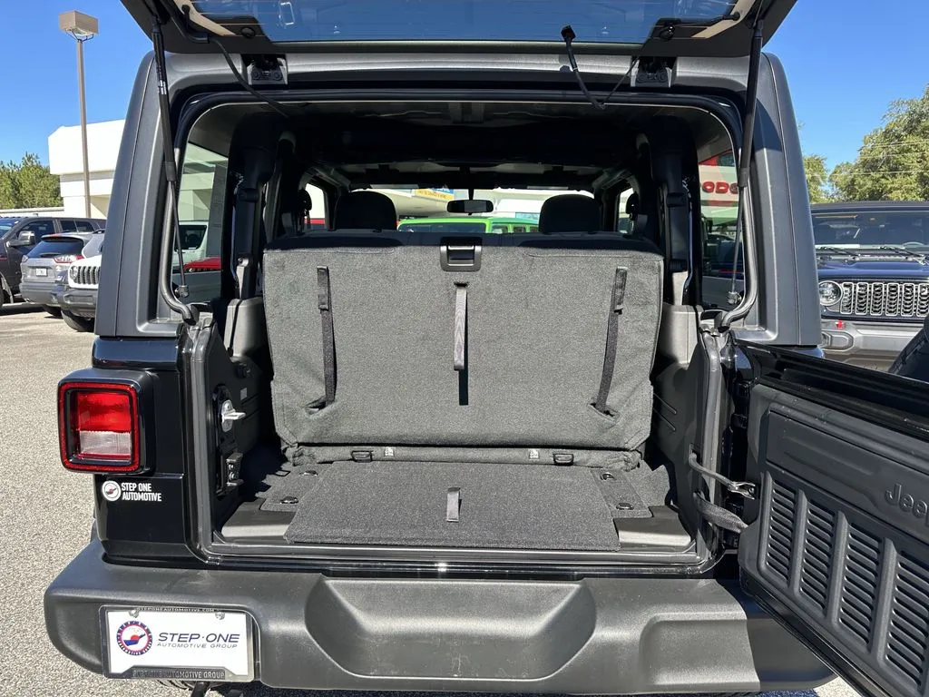 2026 Jeep Wrangler 2-Door Sport - Photo 20