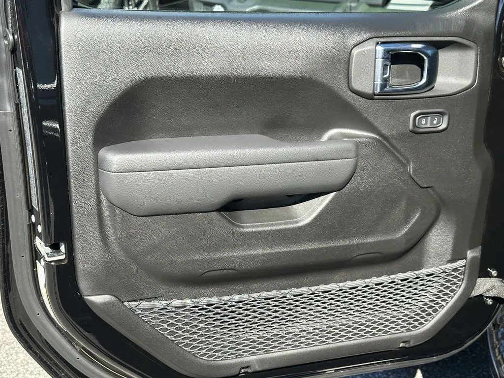 2026 Jeep Wrangler 2-Door Sport - Photo 11
