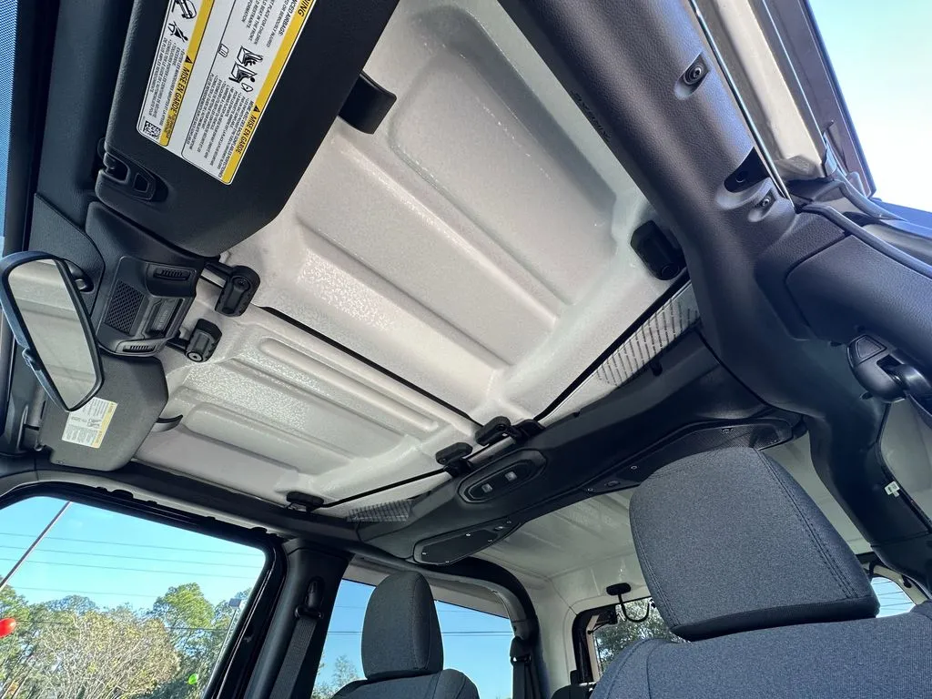 2026 Jeep Wrangler 2-Door Sport - Photo 30