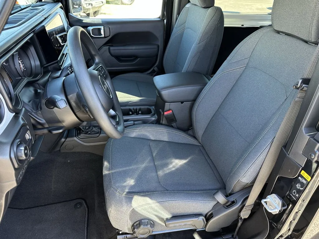 2026 Jeep Wrangler 2-Door Sport - Photo 9