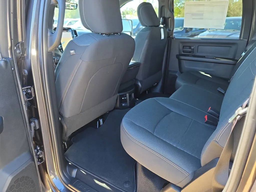 2026 RAM 2500 Tradesman - Photo 31