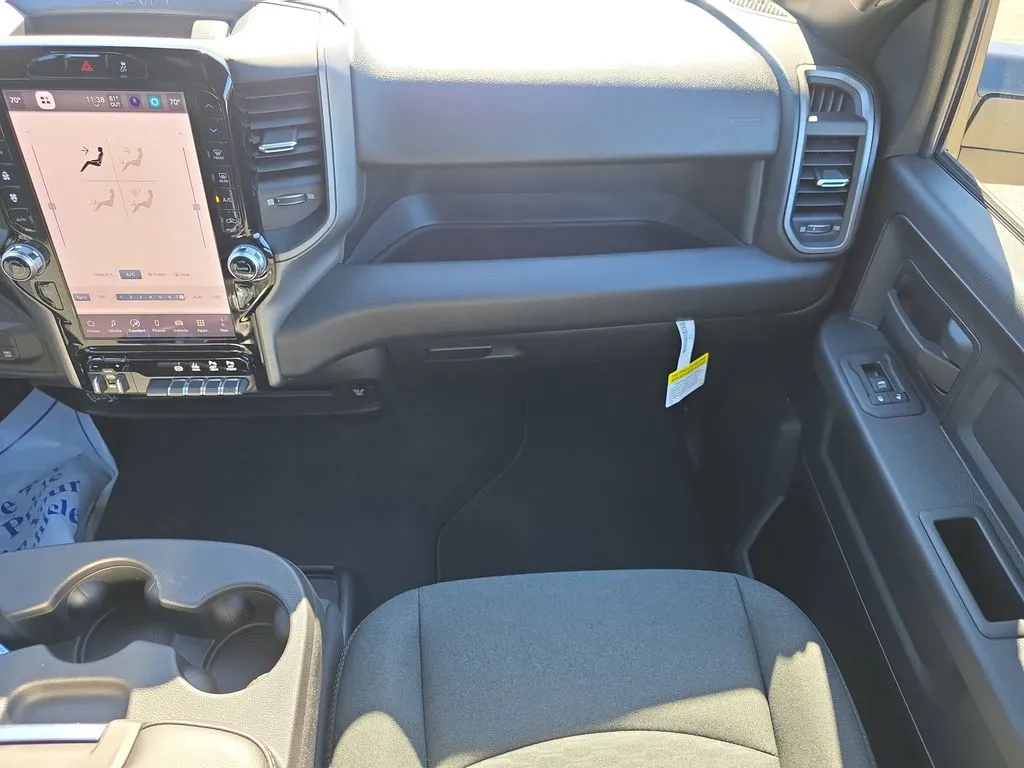 2026 RAM 2500 Tradesman - Photo 17