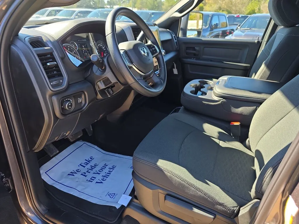 2026 RAM 2500 Tradesman - Photo 11