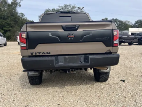More photos of 2021 Nissan Titan PRO-4X at Step One Chrysler Dodge Jeep Ram Fiat Crestview, FL