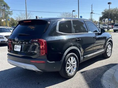 More photos of 2021 Kia Telluride LX at Step One Chrysler Dodge Jeep Ram Fiat Crestview, FL