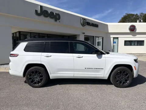 More photos of 2026 Jeep Grand Cherokee L Summit at Step One Chrysler Dodge Jeep Ram Fiat Crestview, FL