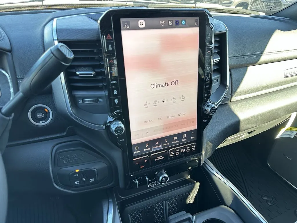 2026 RAM 3500 Laramie - Photo 31