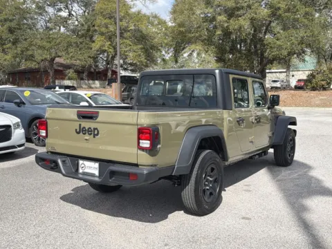 More photos of 2026 Jeep Gladiator Sport at Step One Chrysler Dodge Jeep Ram Fiat Crestview, FL