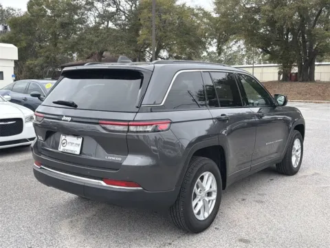 More photos of 2025 Jeep Grand Cherokee Laredo X at Step One Chrysler Dodge Jeep Ram Fiat Crestview, FL