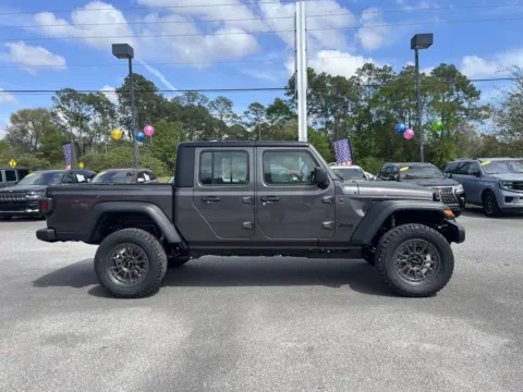 More photos of 2026 Jeep Gladiator Sport at Step One Chrysler Dodge Jeep Ram Fiat Crestview, FL