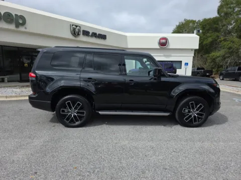 More photos of 2025 Lexus GX 550 Premium+ at Step One Chrysler Dodge Jeep Ram Fiat Crestview, FL