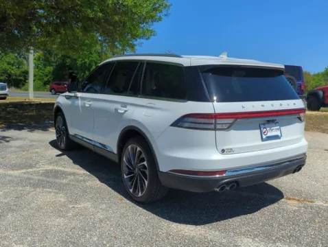 More photos of 2020 Lincoln Aviator Reserve at Step One Chrysler Dodge Jeep Ram Fiat Crestview, FL