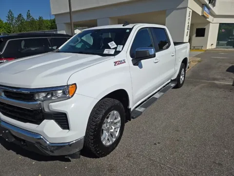 Photos of 2025 Chevrolet Silverado 1500 LT for sale in Crestview, FL at Step One Chrysler Dodge Jeep Ram Fiat Crestview