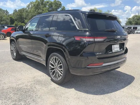 More photos of 2026 Jeep Grand Cherokee Summit at Step One Chrysler Dodge Jeep Ram Fiat Crestview, FL