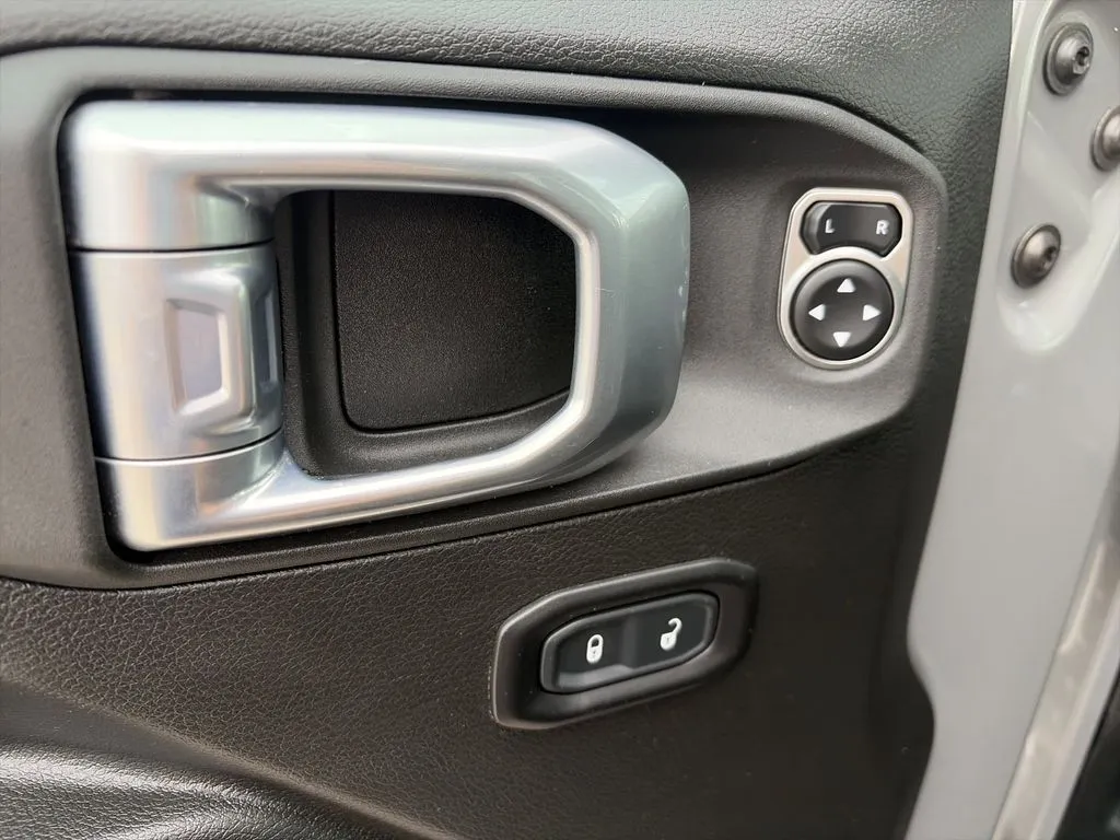 2022 Jeep Wrangler Unlimited Rubicon - Photo 19
