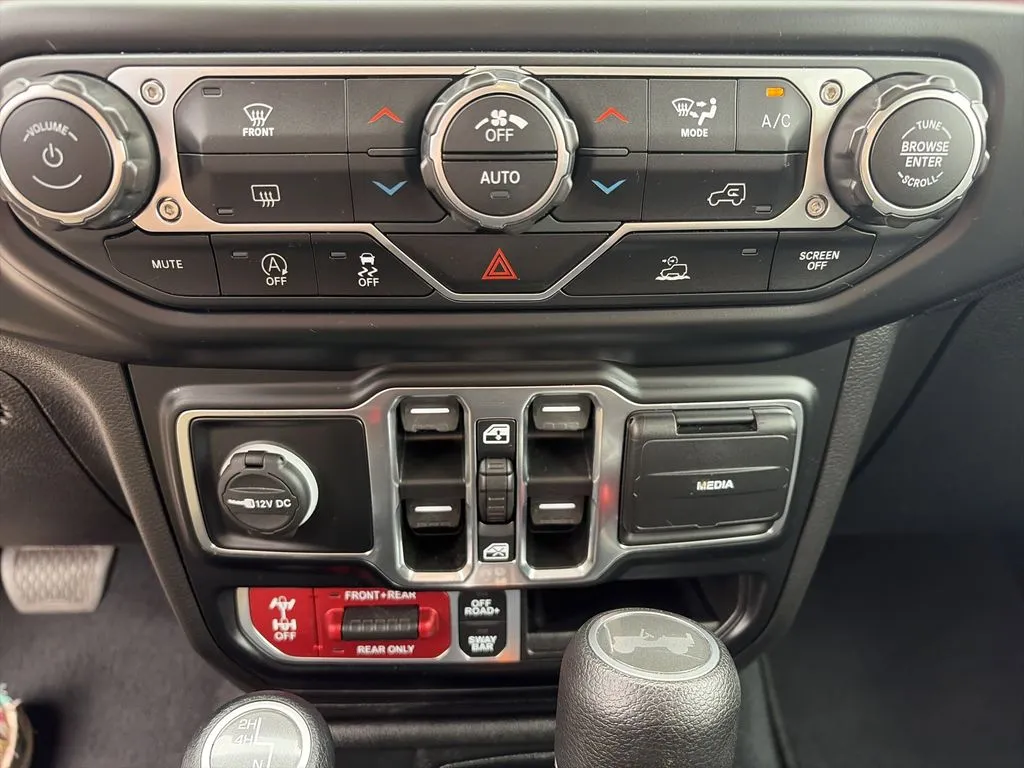 2022 Jeep Wrangler Unlimited Rubicon - Photo 26